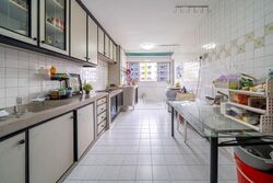 Blk 182 KEBUN BARU LINK 2 (Ang Mo Kio), HDB Executive #547859121